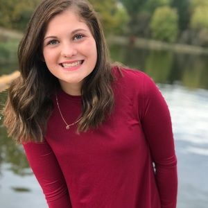 Meet your Posher, Abby